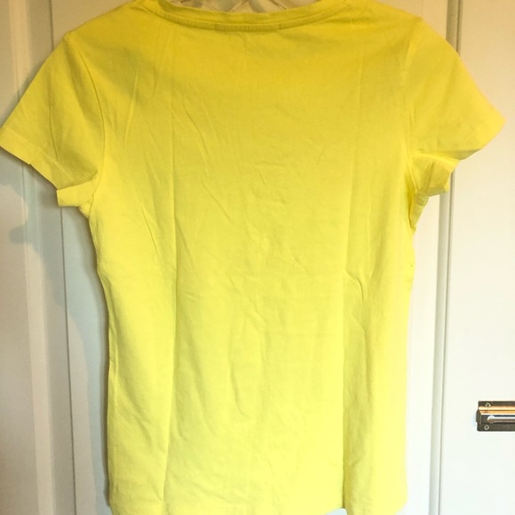 yellow T-shirt - Picture 2 of 3